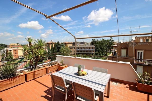 Con Terrazza Vicino Gemelli E Vaticano Apartamento